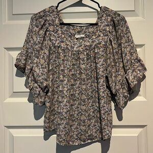 Square neck floral print wide sleeve shirt